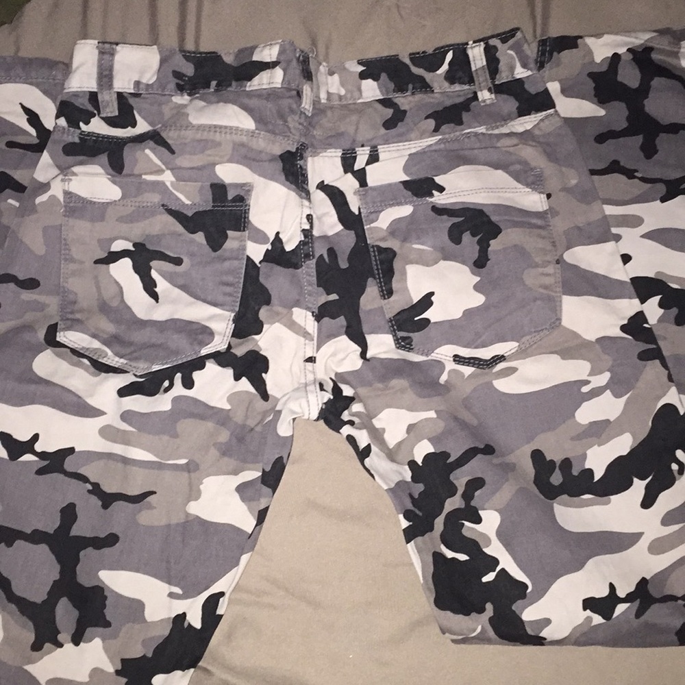 Camo jeans